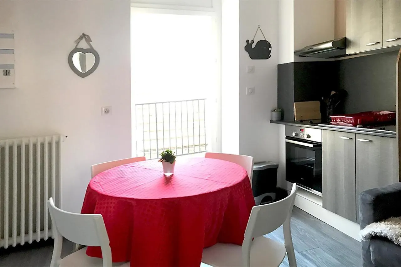 Alice T2 Avec Terrasse Apartment Le Mont-Dore France